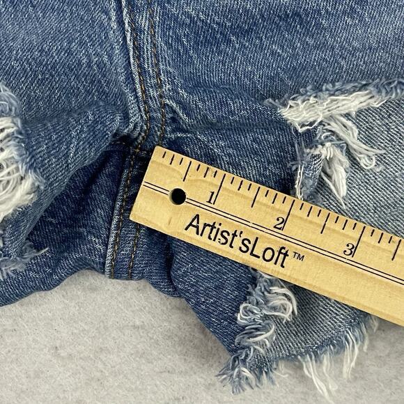 LEVIS 501 Shorts Womens Size 27 Blue Button Fly High Rise Distressed Denim - Picture 6 of 13